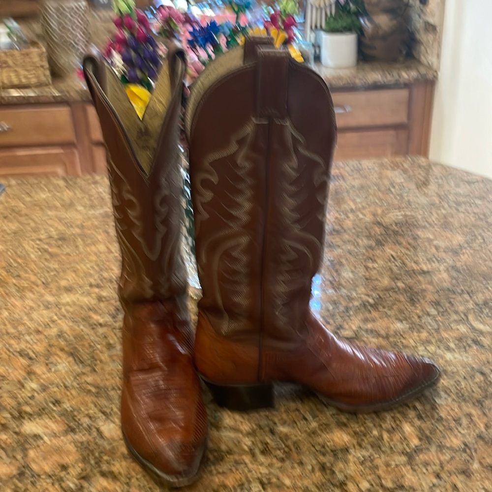 Justin Women’s Cowboy Boots